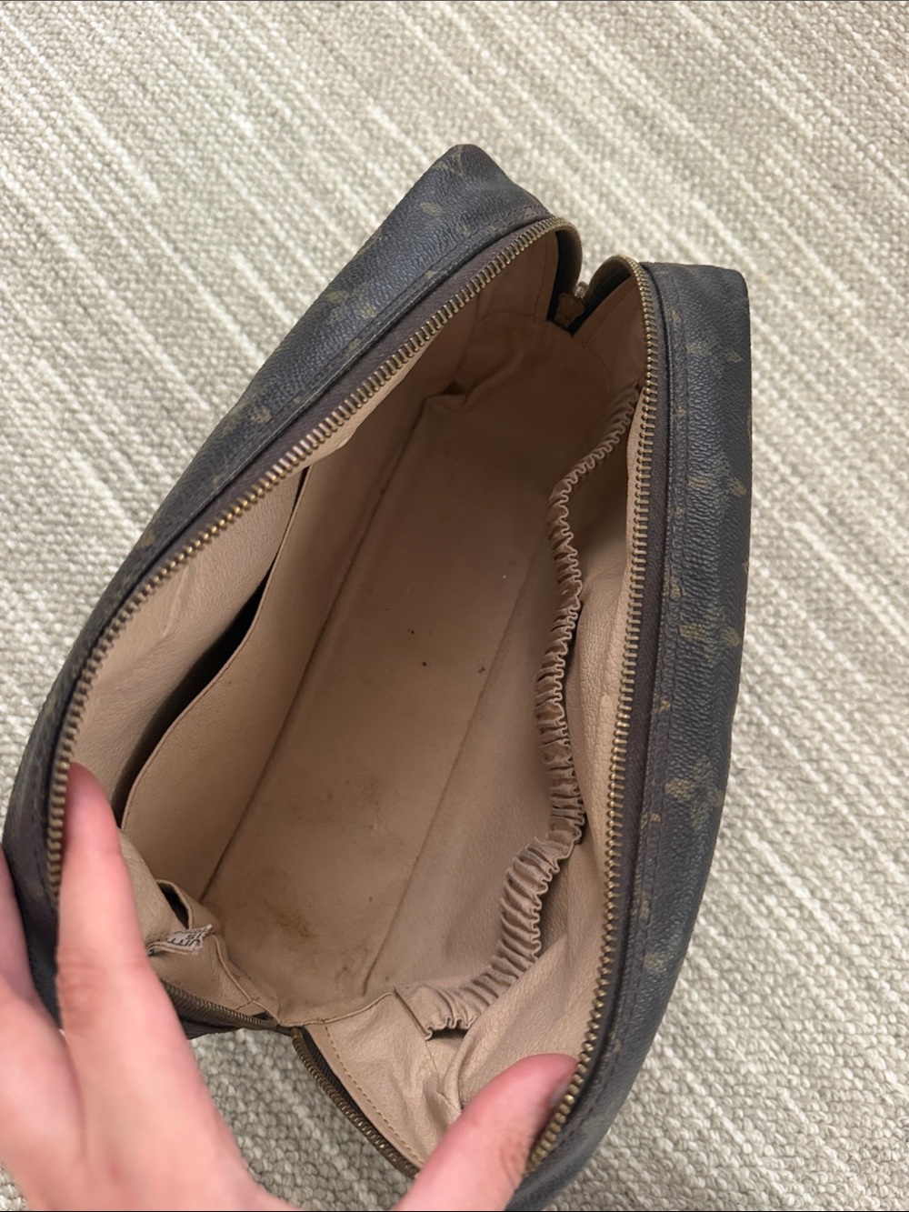 Louis Vuitton Monogram Canvas Pouch - Dark Brown & Tan - Picture 4 of 5